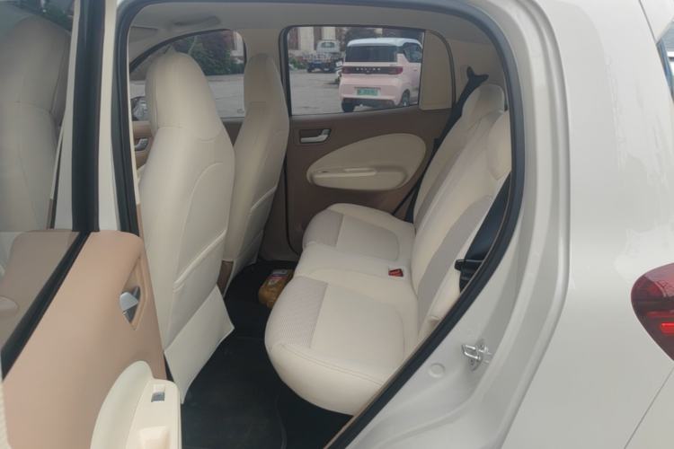 Used Wuling Hongguang MINIEV 2025 Four-Door Version Advanced Edition Left Rear Seat