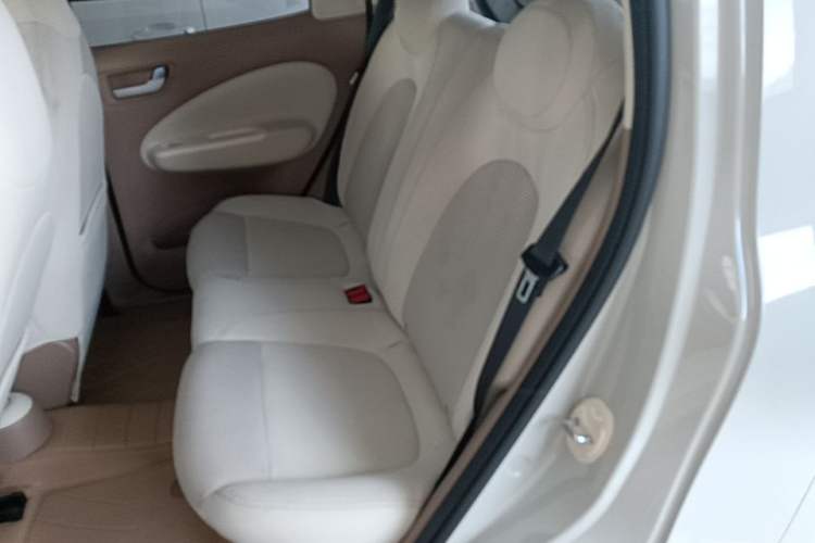 Used Wuling Hongguang MINIEV 2025 Four-Door Version Advanced Edition Left Rear Seat
