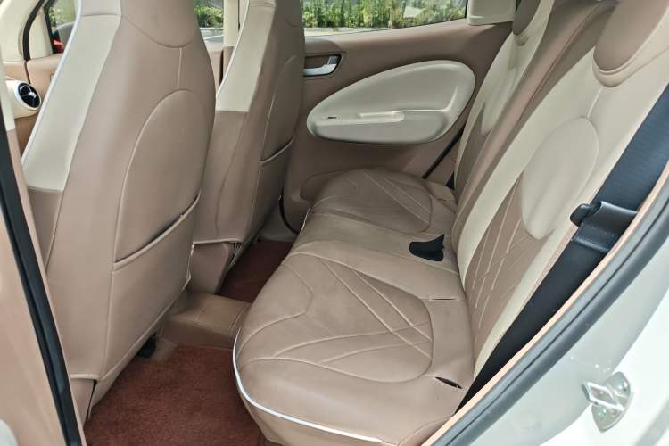 Used Wuling Hongguang MINIEV 2025 Four-Door Version Advanced Edition Left Rear Seat
