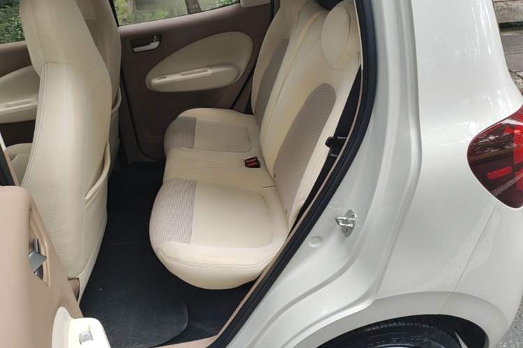 Used Wuling Hongguang MINIEV 2025 Four-Door Version Advanced Edition Left Rear Seat