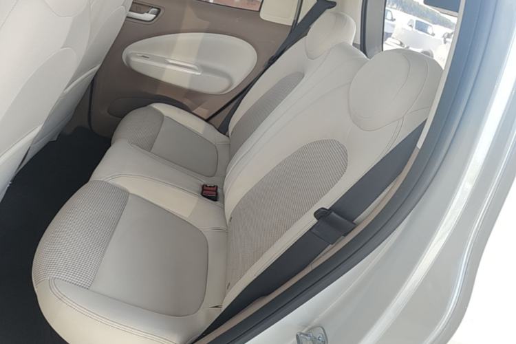Used Wuling Hongguang MINIEV 2025 Four-Door Version Premium Edition Left Rear Seat