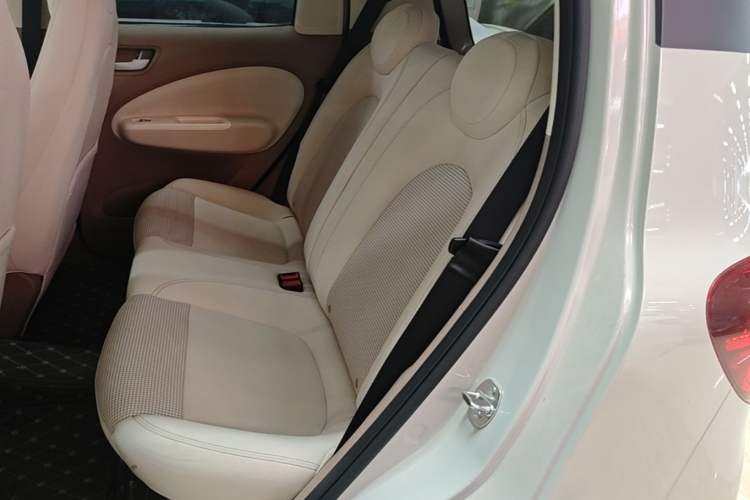 Used Wuling Hongguang MINIEV 2025 Four-Door Version Zhenxiang+ Edition Left Rear Seat