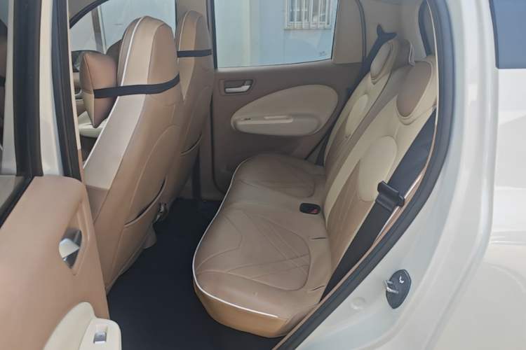 Used Wuling Hongguang MINIEV 2025 Four-Door Version Zhenxiang+ Edition Left Rear Seat