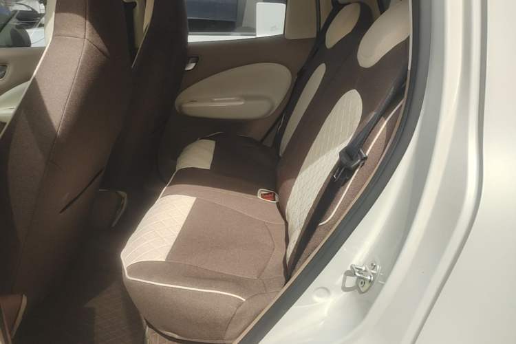 Used Wuling Hongguang MINIEV 2025 Four-Door Version Zhenxiang+ Edition Left Rear Seat
