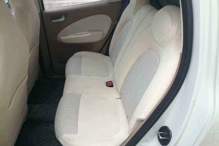 Used Wuling Hongguang MINIEV 2025 Four-Door Version Advanced Edition Left Rear Seat