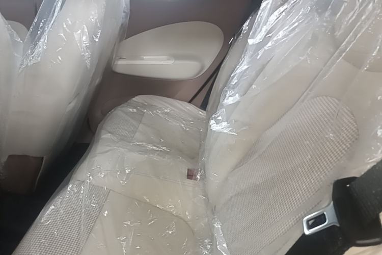 Used Wuling Hongguang MINIEV 2025 Four-Door Version Advanced Edition Left Rear Seat