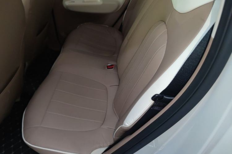 Used Wuling Hongguang MINIEV 2025 Four-Door Version Advanced Edition Left Rear Seat