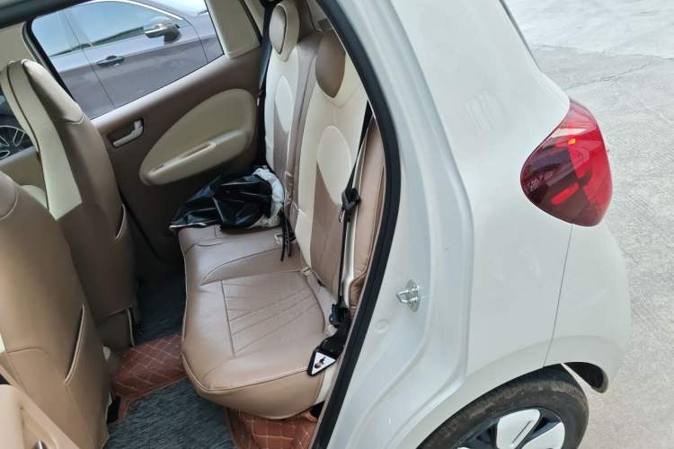 Used Wuling Hongguang MINIEV 2025 Four-Door Version Advanced Edition Left Rear Seat