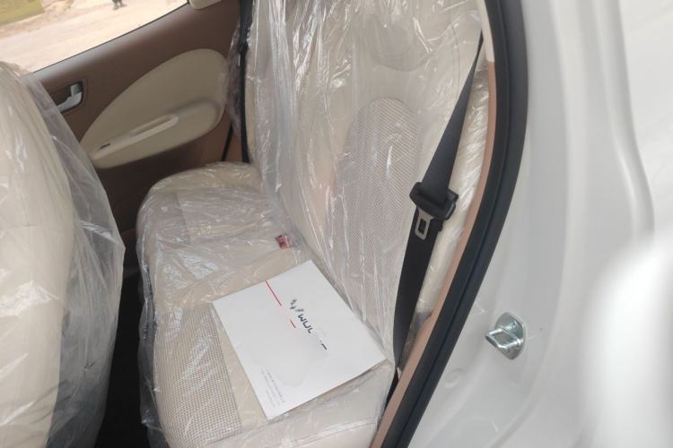 Used Wuling Hongguang MINIEV 2025 Four-Door Version Advanced Edition Left Rear Seat