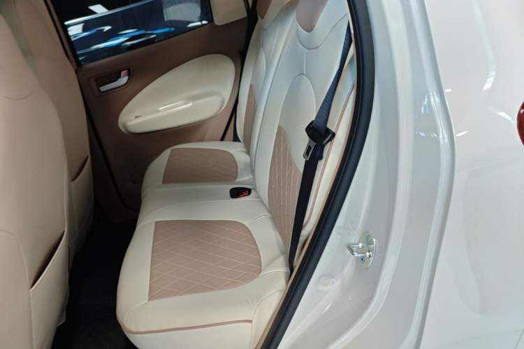 Used Wuling Hongguang MINIEV 2025 Four-Door Version 301km Zhenxiang+ Model Left Rear Seat