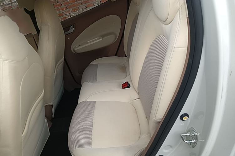 Used Wuling Hongguang MINIEV 2025 Four-Door Version Advanced Edition Left Rear Seat