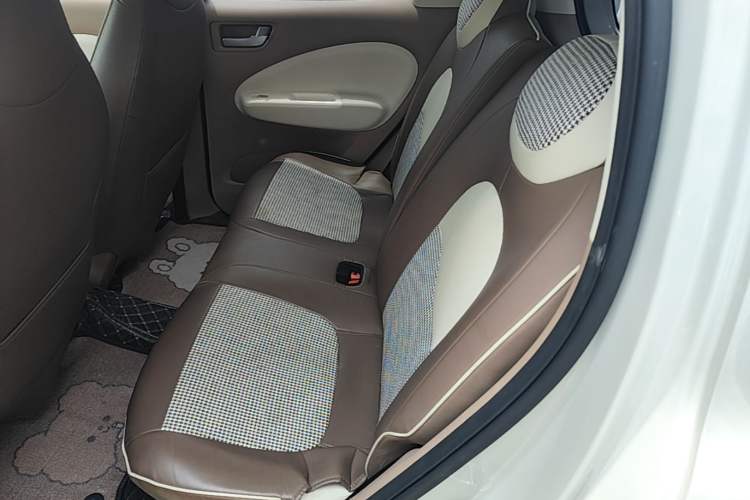 Used Wuling Hongguang MINIEV 2025 Four-Door Version Zhenxiang+ Edition Left Rear Seat