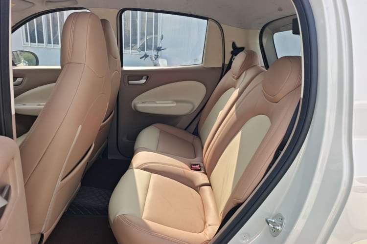 Used Wuling Hongguang MINIEV 2025 Four-Door Version Premium Edition Left Rear Seat