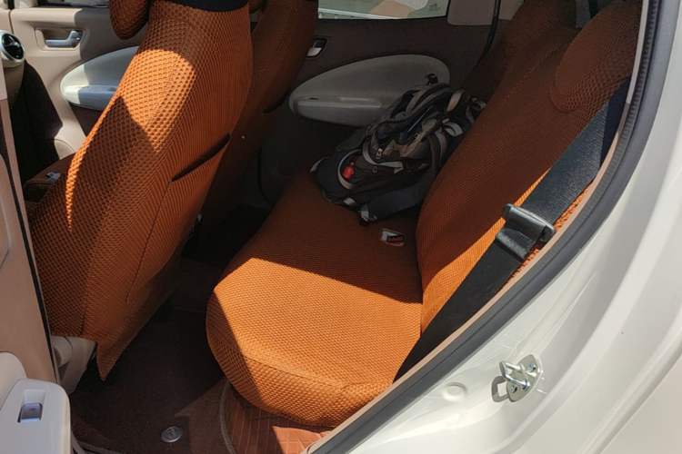 Used Wuling Hongguang MINIEV 2025 Four-Door Version Advanced Edition Left Rear Seat