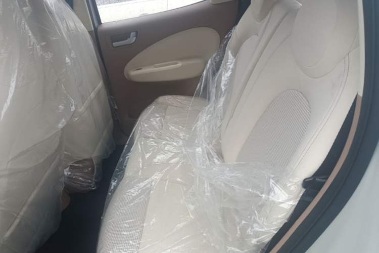 Used Wuling Hongguang MINIEV 2025 Four-Door Version Advanced Edition Left Rear Seat