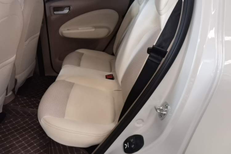 Used Wuling Hongguang MINIEV 2025 Four-Door Version Advanced Edition Left Rear Seat