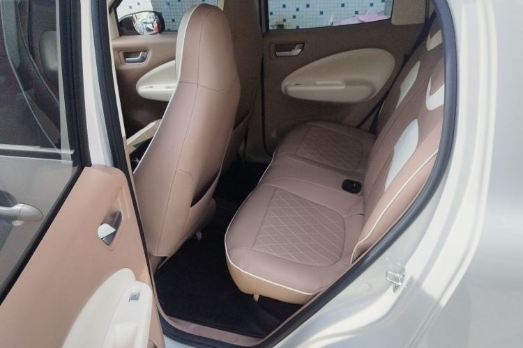 Used Wuling Hongguang MINIEV 2025 Four-Door Version Advanced Edition Left Rear Seat