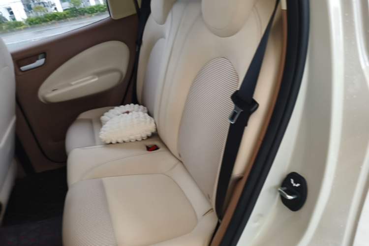 Used Wuling Hongguang MINIEV 2025 Four-Door Version Zhenxiang+ Edition Left Rear Seat