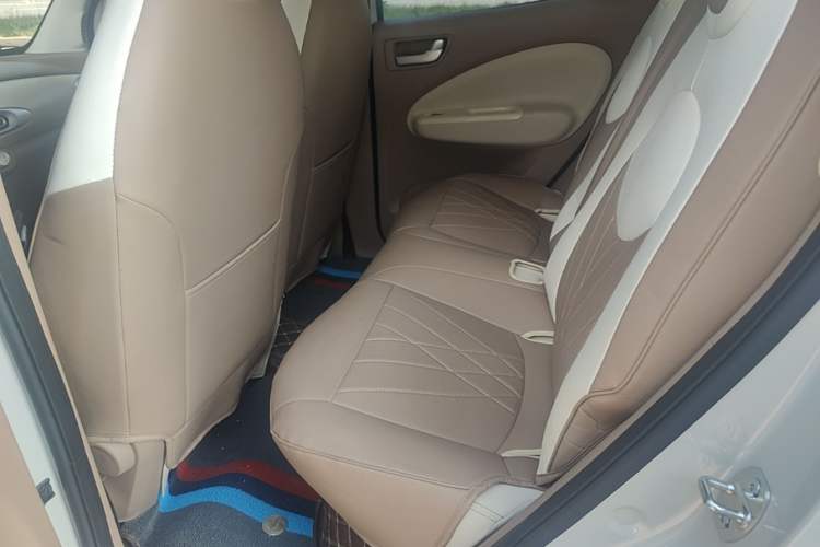 Used Wuling Hongguang MINIEV 2025 Four-Door Version Advanced Edition Left Rear Seat