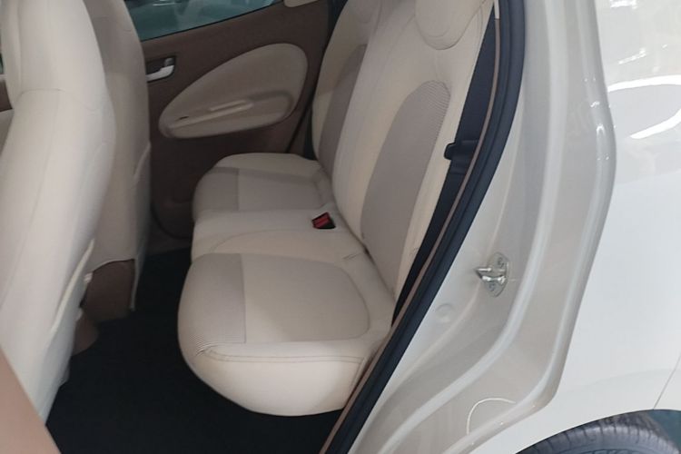 Used Wuling Hongguang MINIEV 2025 Four-Door Version Advanced Edition Left Rear Seat
