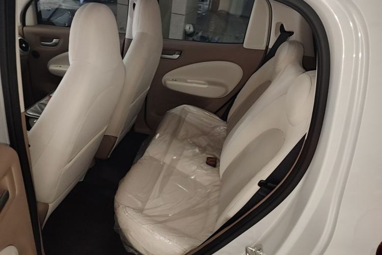 Used Wuling Hongguang MINIEV 2025 Four-Door Version Advanced Edition Left Rear Seat