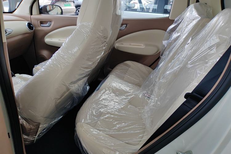 Used Wuling Hongguang MINIEV 2025 Four-Door Version Advanced Edition Left Rear Seat