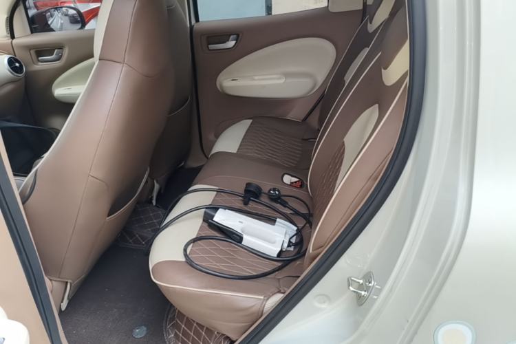 Used Wuling Hongguang MINIEV 2025 Four-Door Version Advanced Edition Left Rear Seat