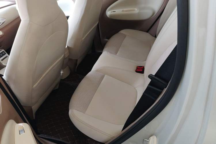 Used Wuling Hongguang MINIEV 2025 Four-Door Version Advanced Edition Left Rear Seat