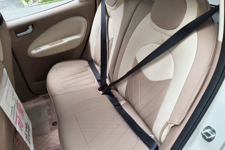 Used Wuling Hongguang MINIEV 2025 Four-Door Version Premium Edition Left Rear Seat