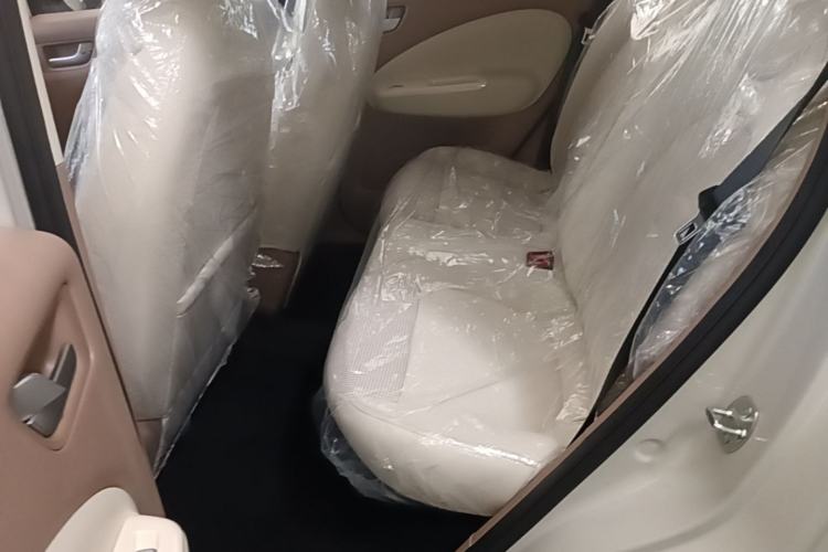 Used Wuling Hongguang MINIEV 2025 Four-Door Version Advanced Edition Left Rear Seat