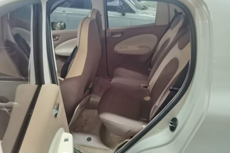 Used Wuling Hongguang MINIEV 2025 Four-Door Version Advanced Edition Left Rear Seat