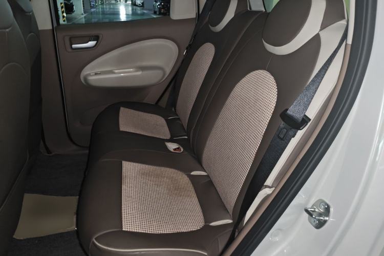 Used Wuling Hongguang MINIEV 2025 Four-Door Version Advanced Edition Left Rear Seat