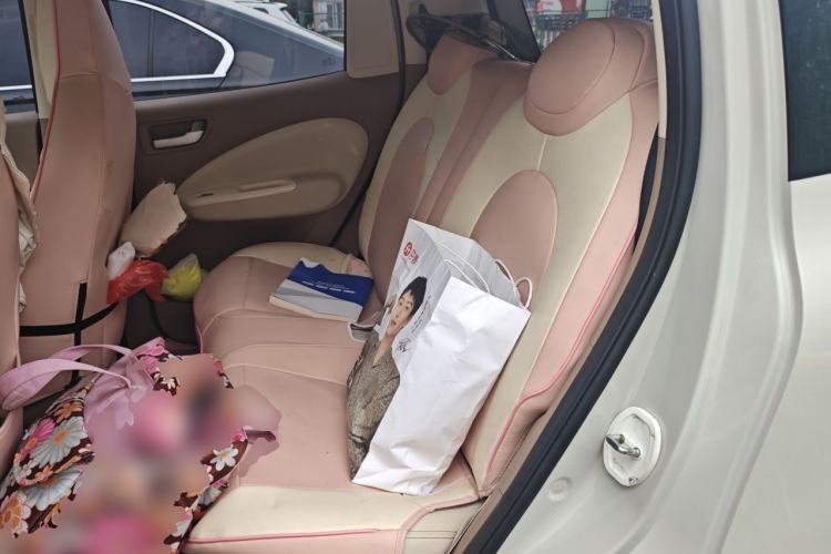 Used Wuling Hongguang MINIEV 2025 Four-Door Version Advanced Edition Left Rear Seat