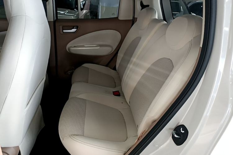 Used Wuling Hongguang MINIEV 2025 Four-Door Version Advanced Edition Left Rear Seat