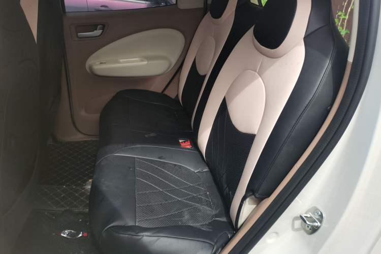 Used Wuling Hongguang MINIEV 2025 Four-Door Version Advanced Edition Left Rear Seat