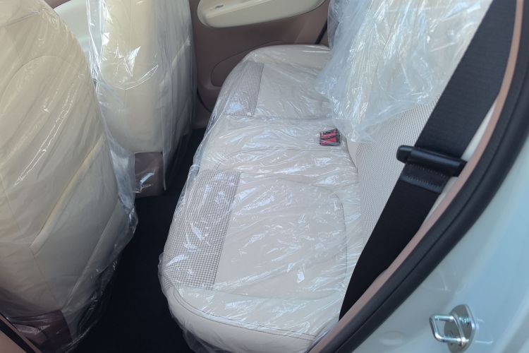 Used Wuling Hongguang MINIEV 2025 Four-Door Version Advanced Edition Left Rear Seat