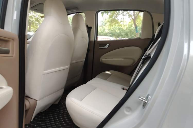 Used Wuling Hongguang MINIEV 2025 Four-Door Version Zhenxiang+ Edition Left Rear Seat