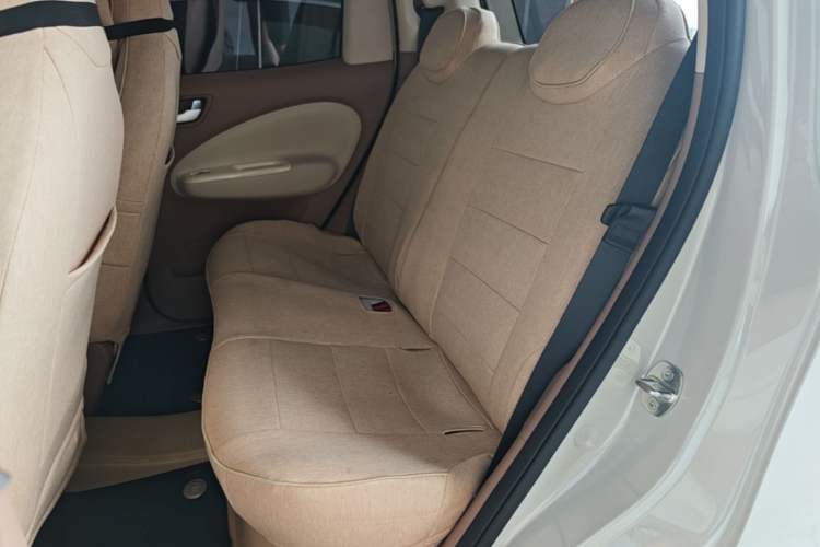 Used Wuling Hongguang MINIEV 2025 Four-Door Version Advanced Edition Left Rear Seat