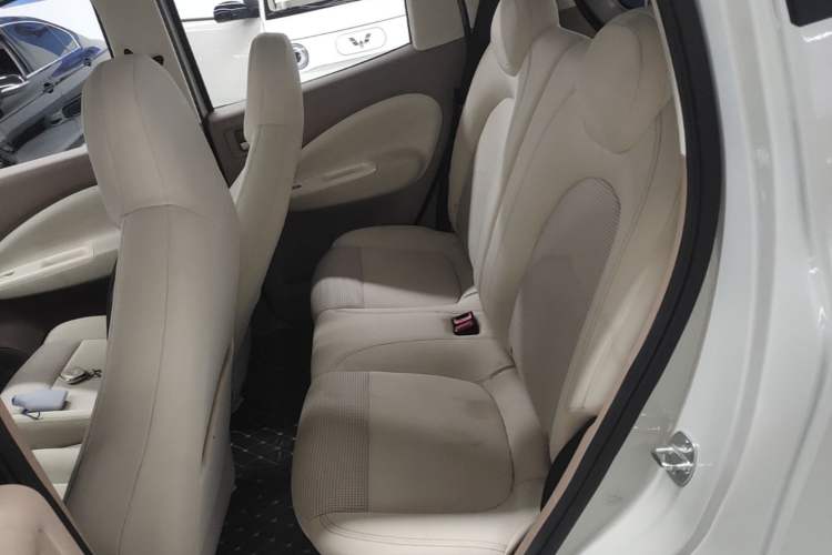 Used Wuling Hongguang MINIEV 2025 Four-Door Version Zhenxiang+ Edition Left Rear Seat