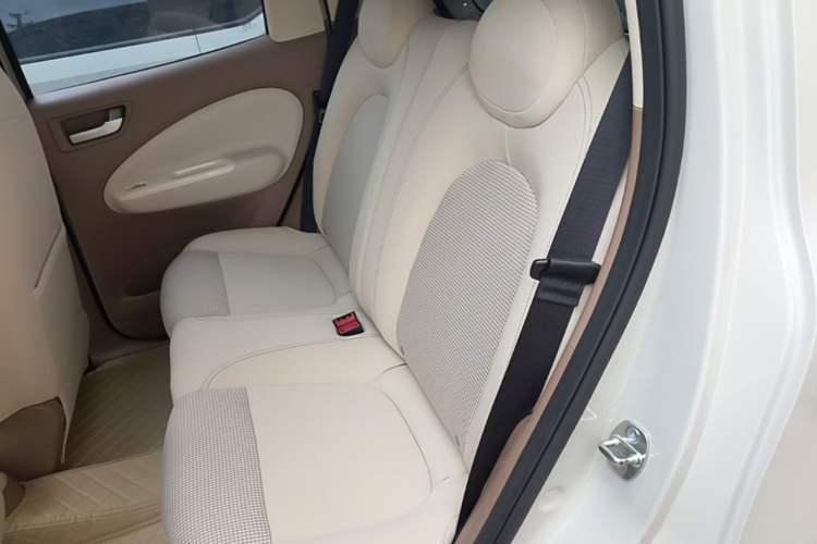 Used Wuling Hongguang MINIEV 2025 Four-Door Version Zhenxiang+ Edition Left Rear Seat
