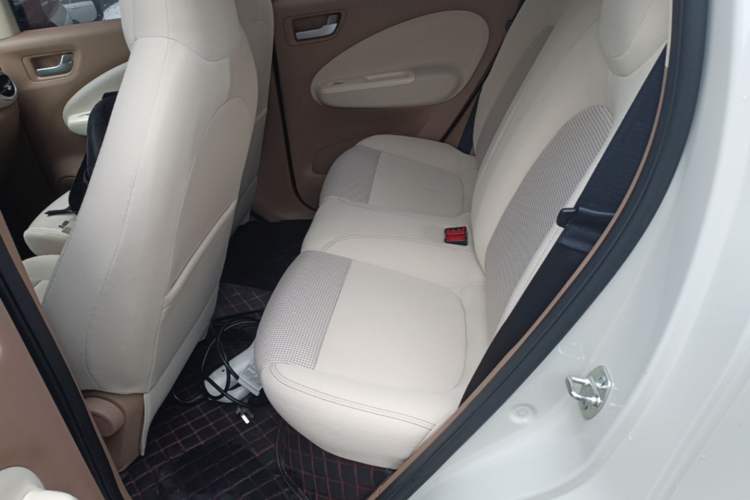 Used Wuling Hongguang MINIEV 2025 Four-Door Version Advanced Edition Left Rear Seat