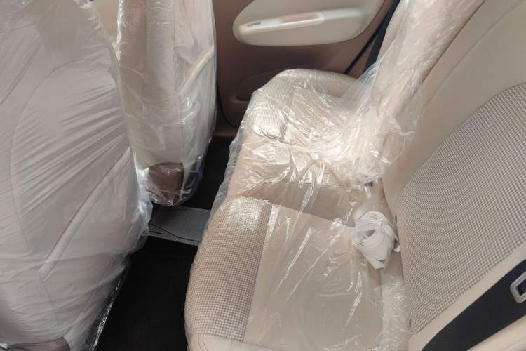 Used Wuling Hongguang MINIEV 2025 Four-Door Version Advanced Edition Left Rear Seat