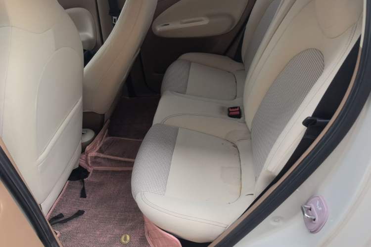 Used Wuling Hongguang MINIEV 2025 Four-Door Version Premium Edition Left Rear Seat