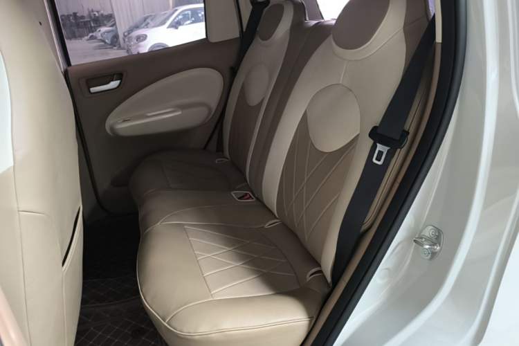 Used Wuling Hongguang MINIEV 2025 Four-Door Version Premium Edition Left Rear Seat