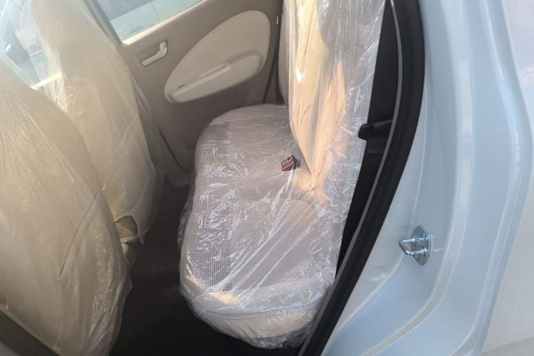 Used Wuling Hongguang MINIEV 2025 Four-Door Version Advanced Edition Left Rear Seat