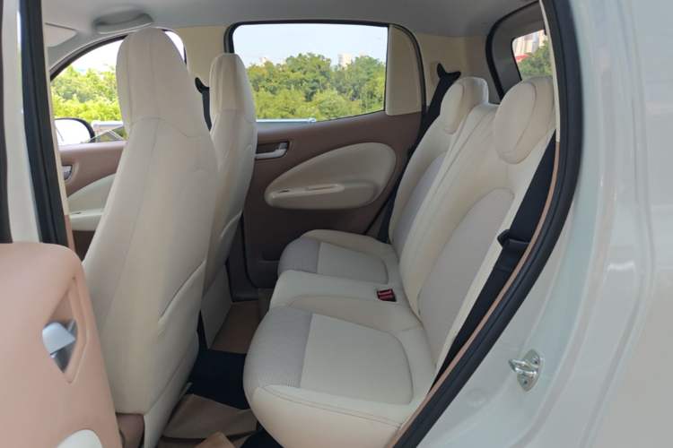 Used Wuling Hongguang MINIEV 2025 Four-Door Version Advanced Edition Left Rear Seat