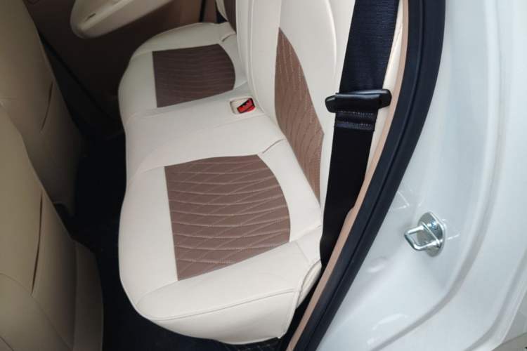Used Wuling Hongguang MINIEV 2025 Four-Door Version Advanced Edition Left Rear Seat