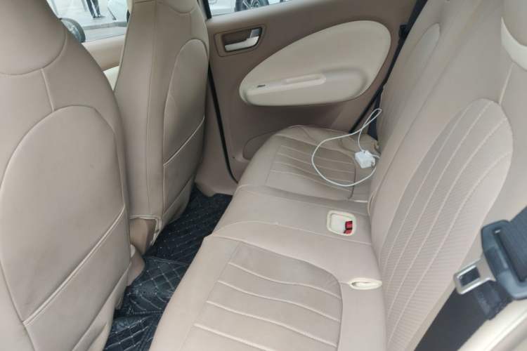 Used Wuling Hongguang MINIEV 2025 Four-Door Version Advanced Edition Left Rear Seat