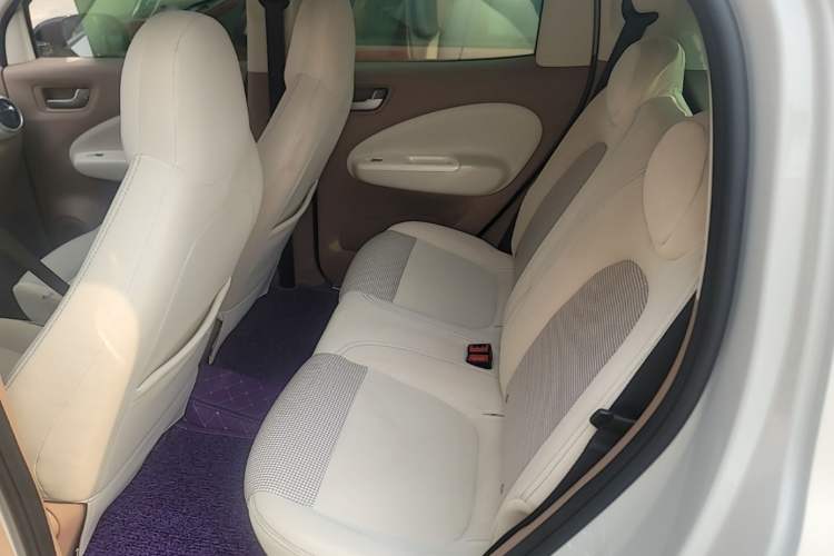 Used Wuling Hongguang MINIEV 2025 Four-Door Version Advanced Edition Left Rear Seat
