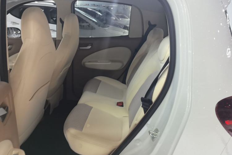 Used Wuling Hongguang MINIEV 2025 Four-Door Version Advanced Edition Left Rear Seat